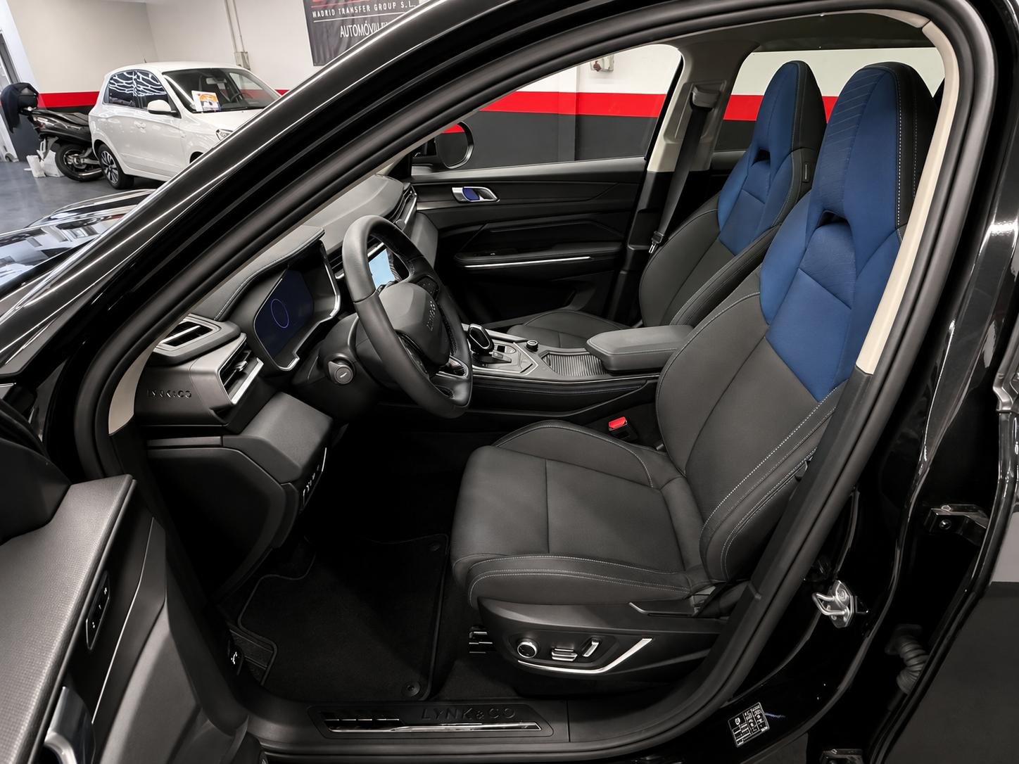 LYNK & CO 01 foto 7
