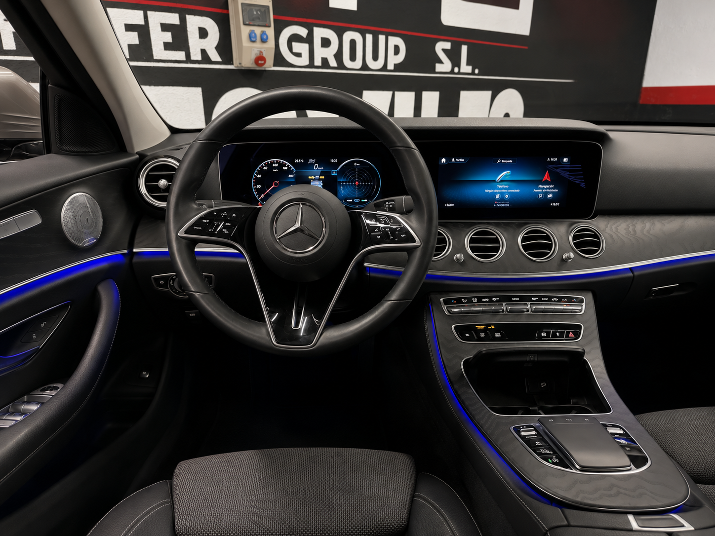 MERCEDES-BENZ CLASE E E 200 foto 6
