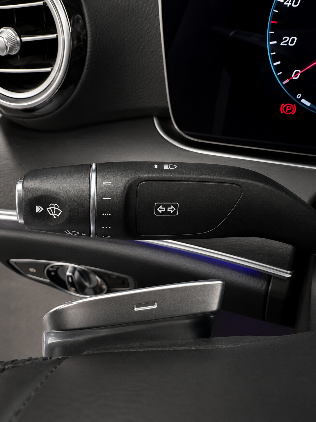 MERCEDES-BENZ CLASE E E 200 foto 17