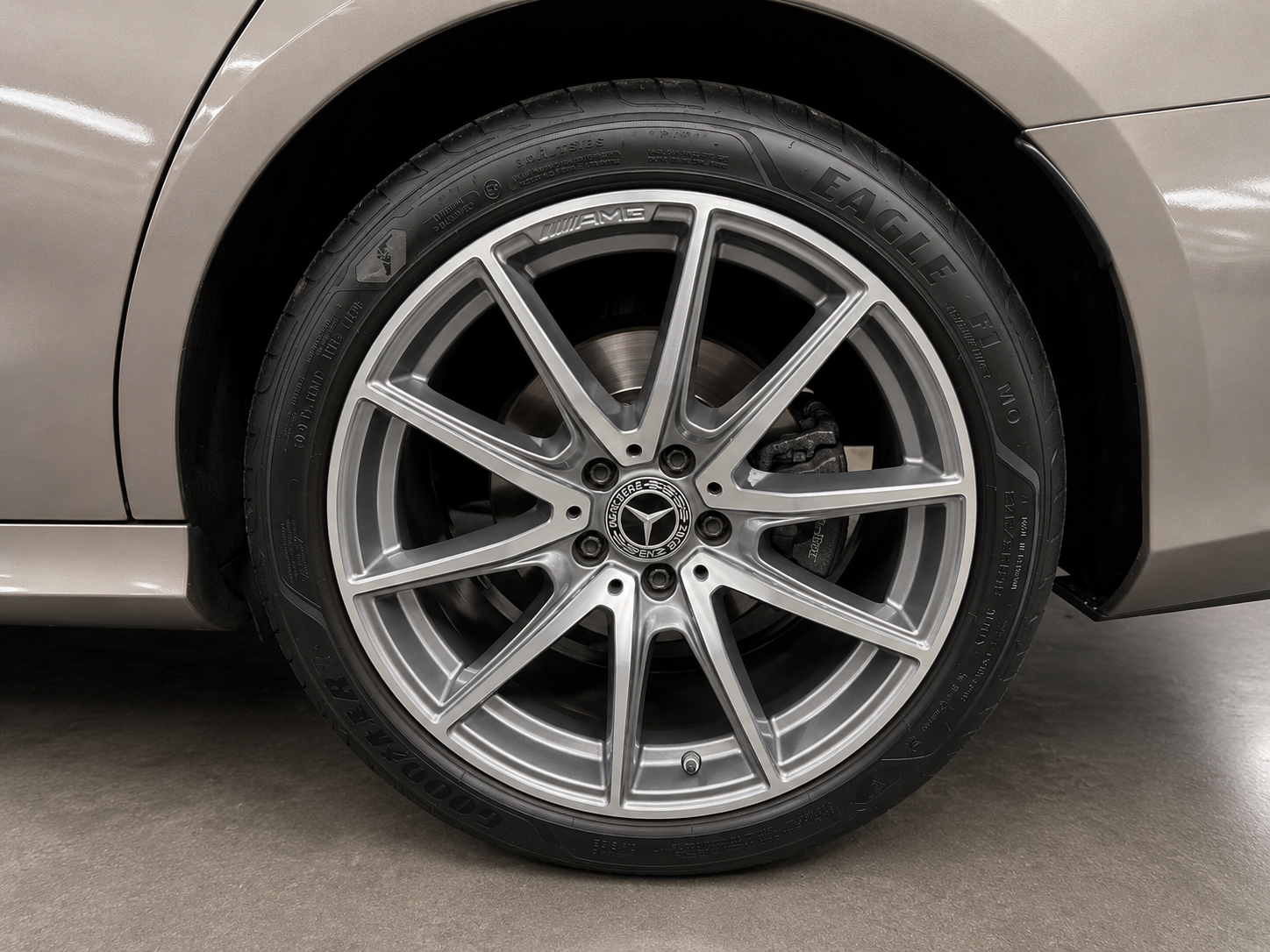 MERCEDES-BENZ CLASE E E 200 foto 22