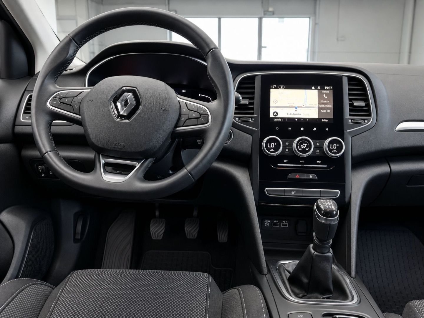 RENAULT MEGANE foto 10