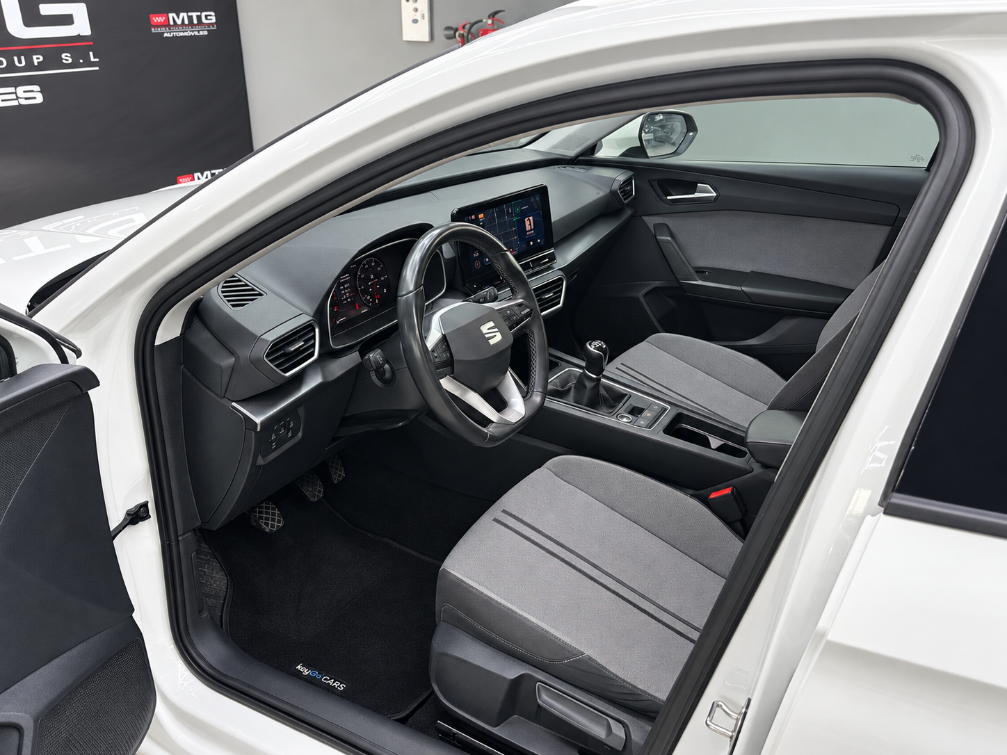 SEAT LEÓN 2.0 TDI 85kW SS Style foto 6